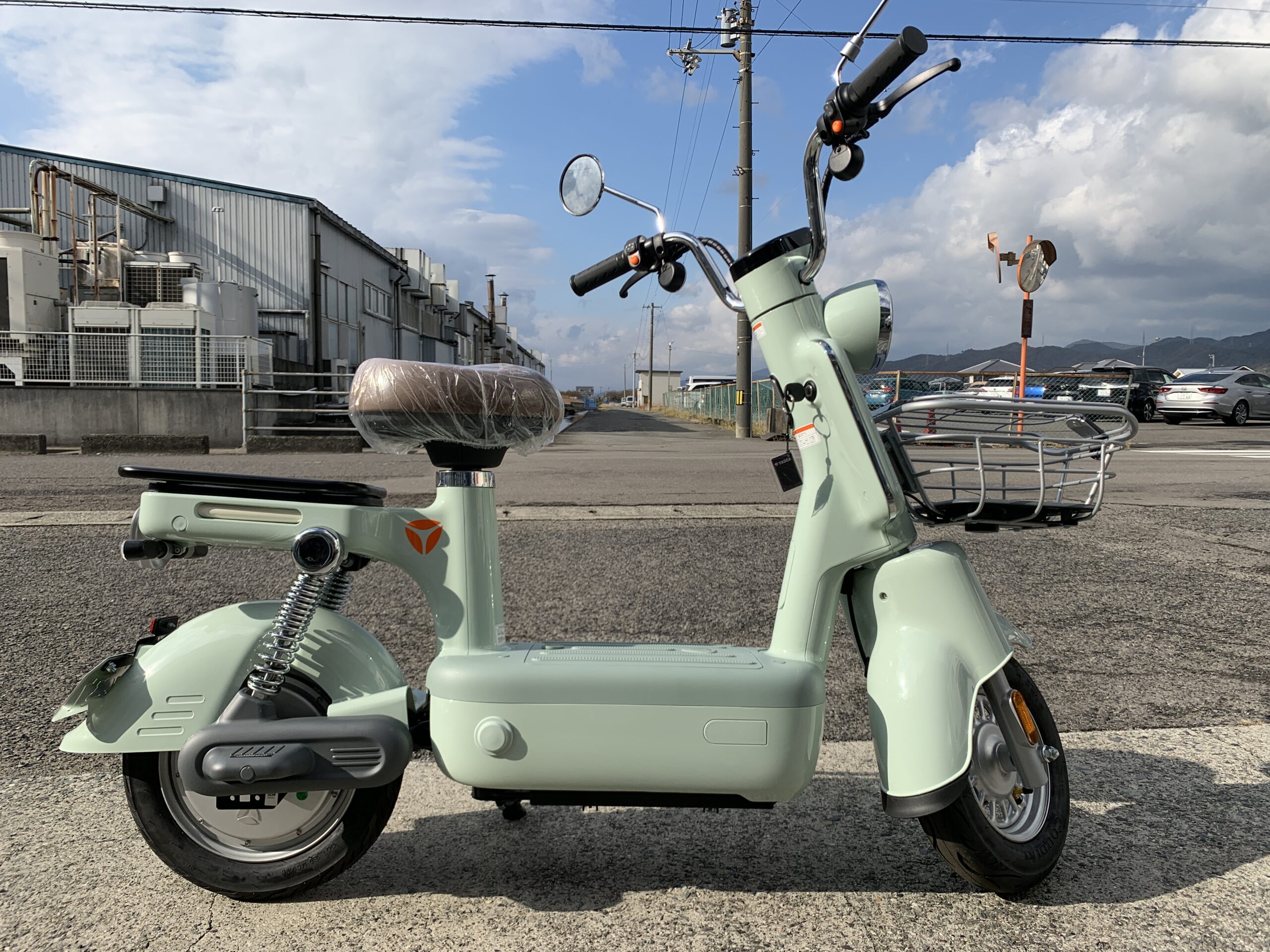 電動バイク（原付一種）『YADEA　PORTA』試乗車が入荷しました!